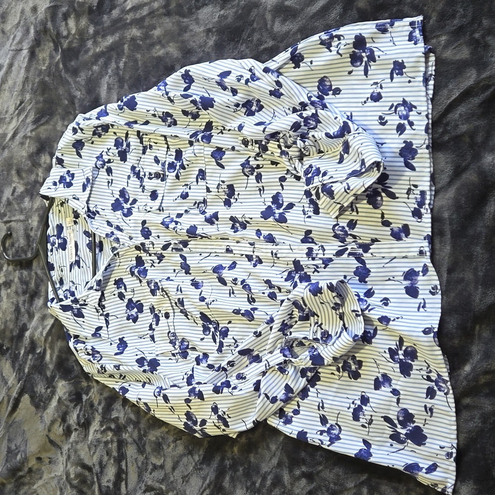Rebecca Malone Business Casual Button Down